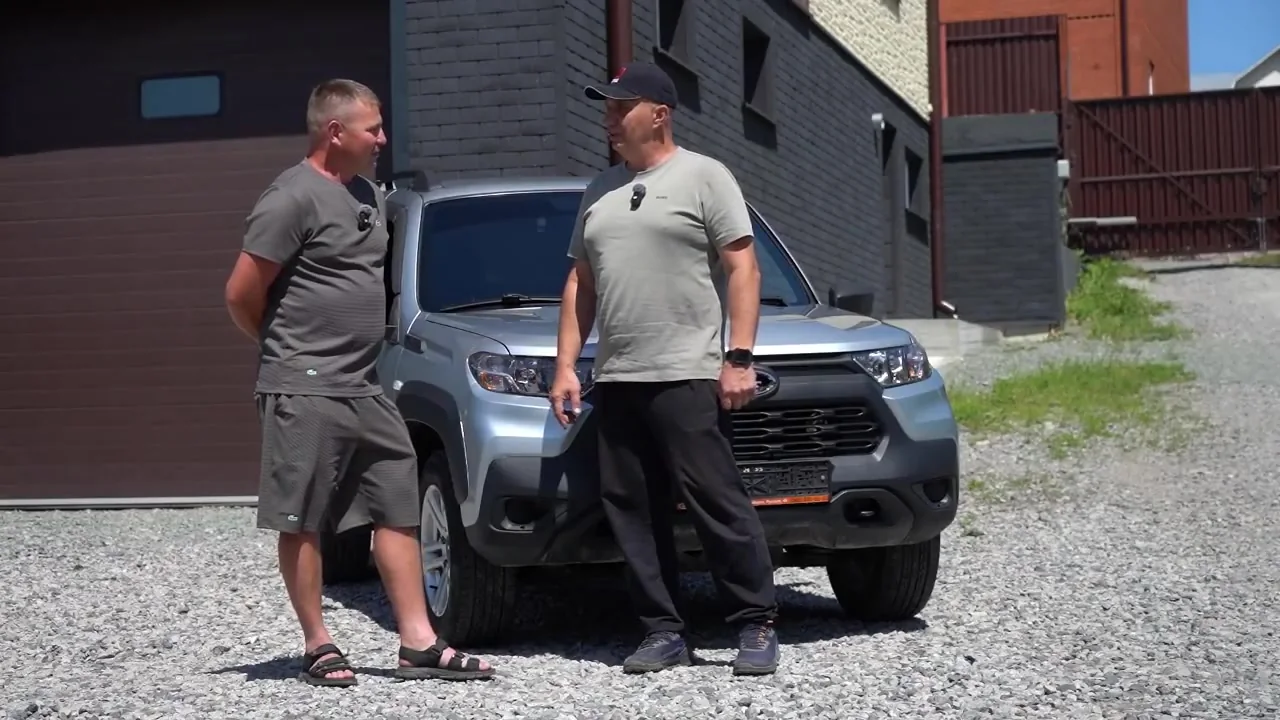 Владислав из Благовещенска принимает Lada Niva Travel у Garage 54